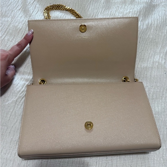 Ysl Handbag - Picture 5 of 8